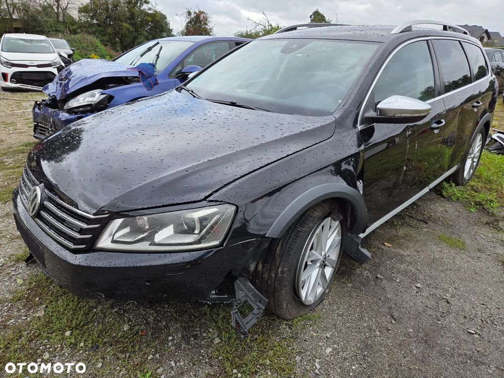 Volkswagen Passat Alltrack 2.0 TDI 4Motion DSG BlueMotion Tec - 2