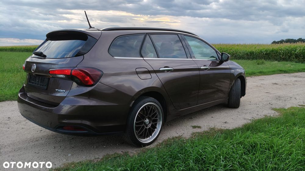 Fiat Tipo 1.6 MultiJet 16v Lounge - 6