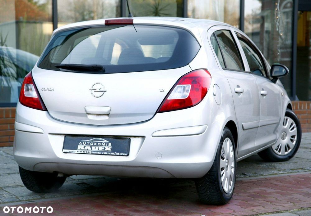 Opel Corsa 1.2 16V - 16