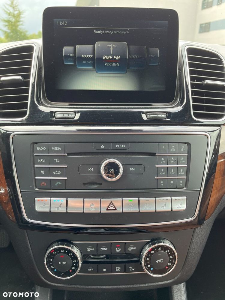 Mercedes-Benz GLE - 20