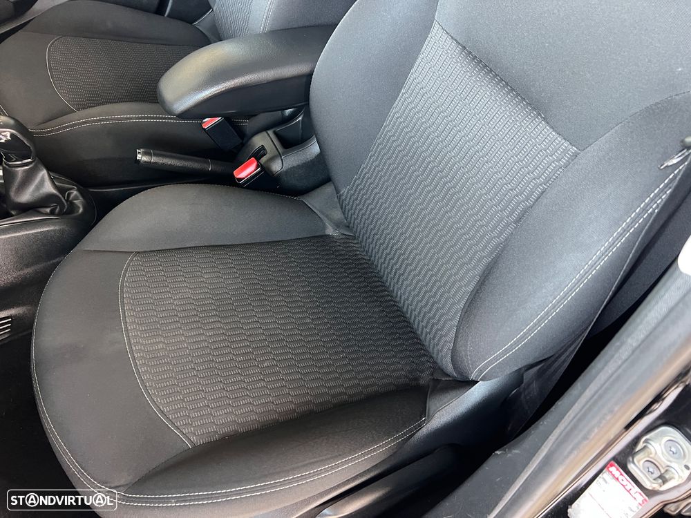 Peugeot 208 1.6 BlueHDi Active - 11