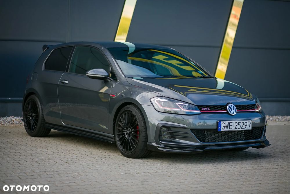 Volkswagen Golf GTI 2.0 TSI OPF Performance - 4