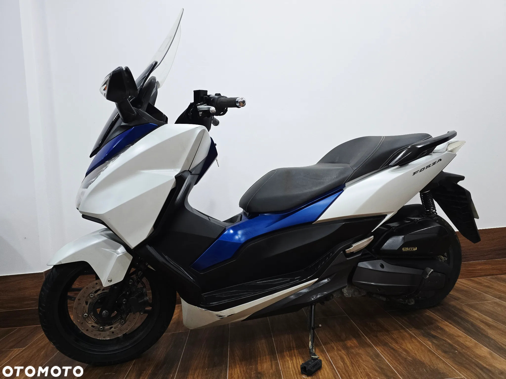 Honda NSS - 17