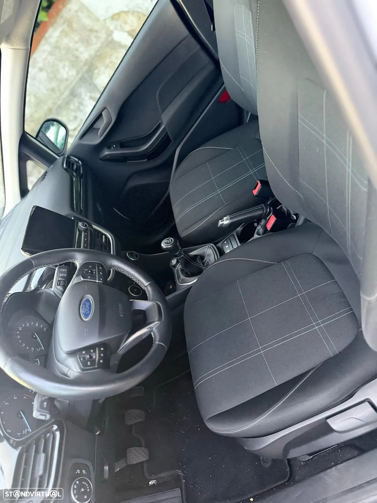 Ford Fiesta 1.0 EcoBoost Active - 14