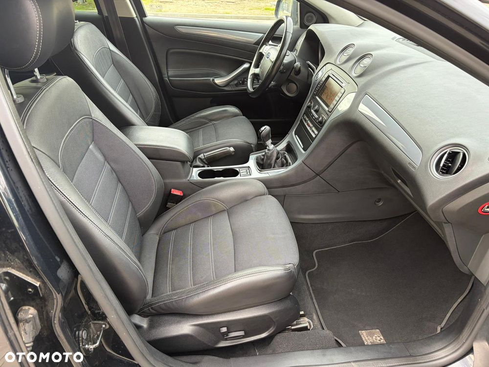 Ford Mondeo 2.0 TDCi Champions Edition - 11