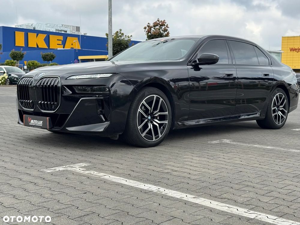 BMW Seria 7 - 29