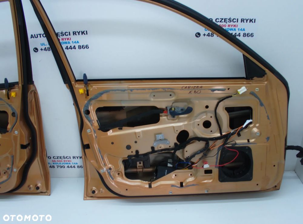 Mitsubishi Carisma drzwi prawe lewe przednie części K80 - 7