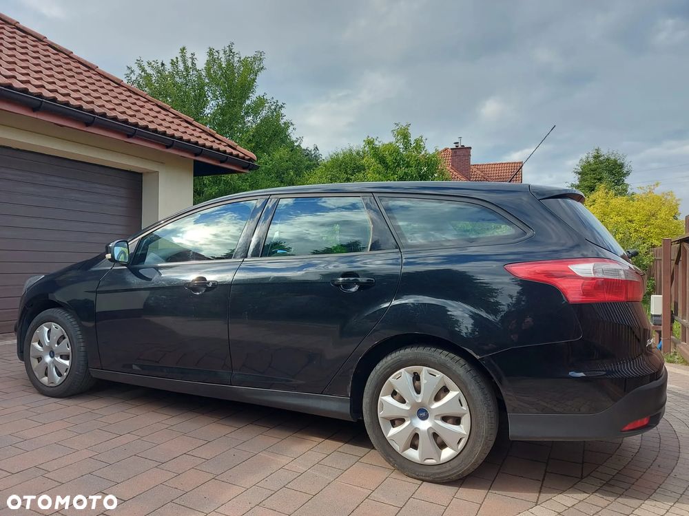 Ford Focus 1.6 Trend - 13