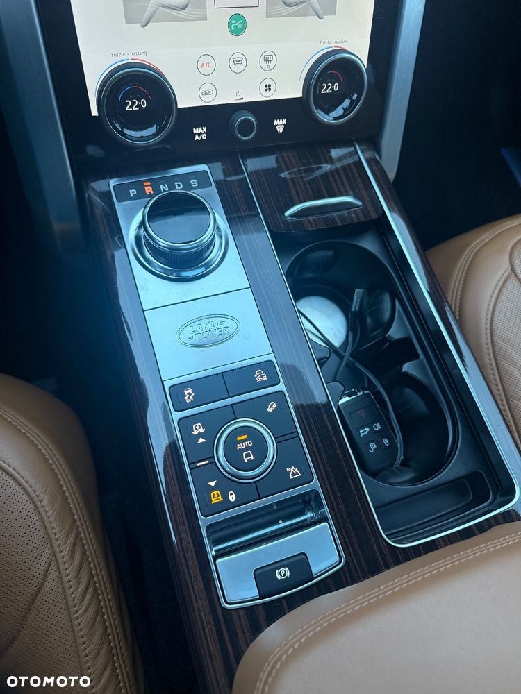 Land Rover Range Rover - 32