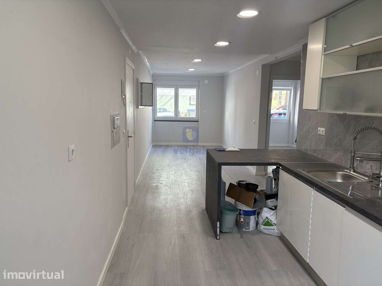 Oportunidade Imperdível -  T2 Totalmente Remodelado e a Estrear em Ben - Grande imagem: 3/24