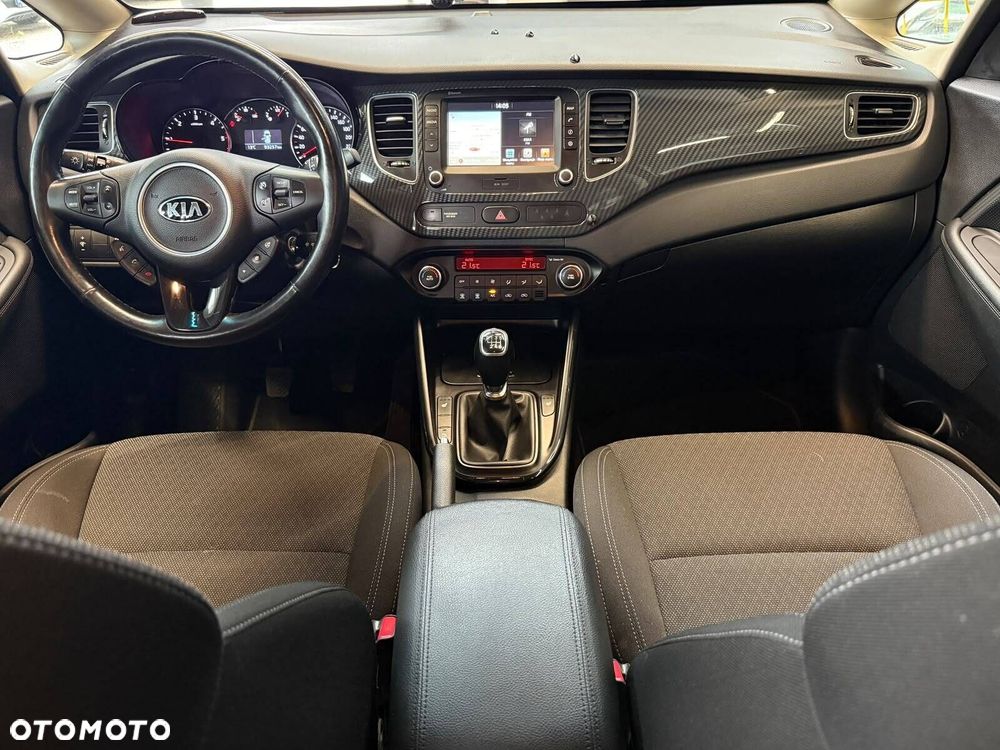 Kia Carens 2017