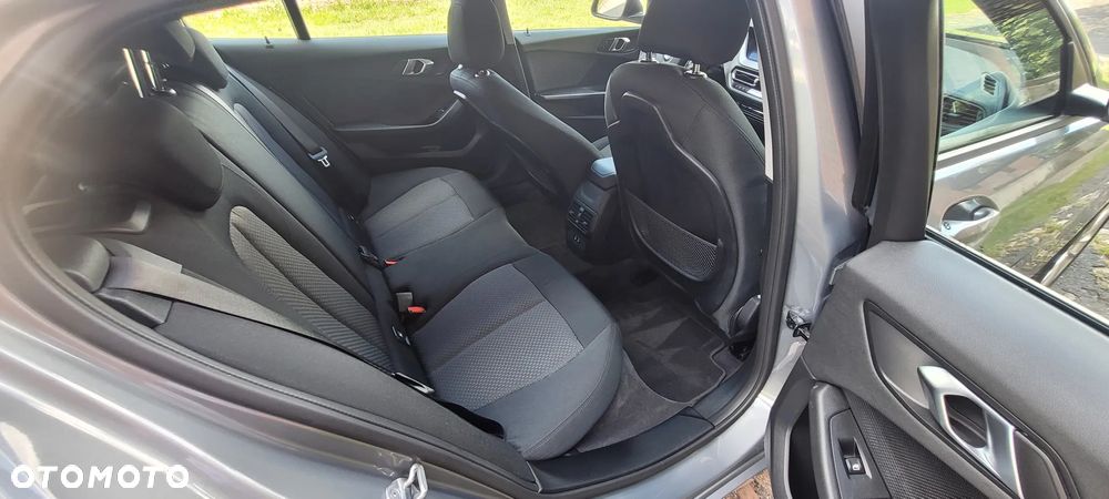 BMW Seria 1 120d Sport Line Shadow - 22