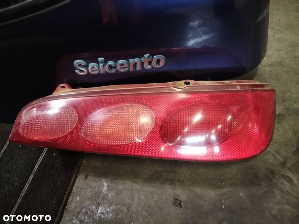 KLAPA BAGAŻNIKA + LAMPY FIAT SEICENTO 483/A - 2