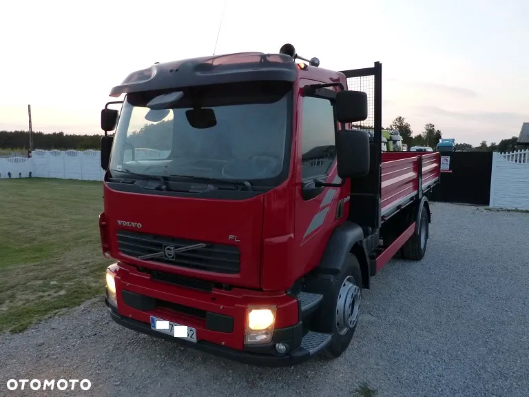 Volvo FL 240 WYWROTKA / NOWY KIPER / 3 STRONNY /  EURO 5 / DMC 18.000 KG / ŁADOWOŚĆ 10.500 KG / NA RESORACH / BLOKADA MOSTU / DŁ. 5.50 M / SUPER STAN / ZACZEP DO PRZYCZEPY - 25