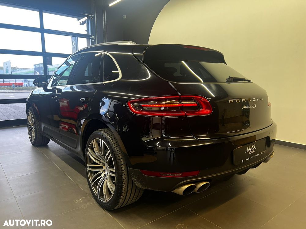 Porsche Macan 3.0 PDK S - 3