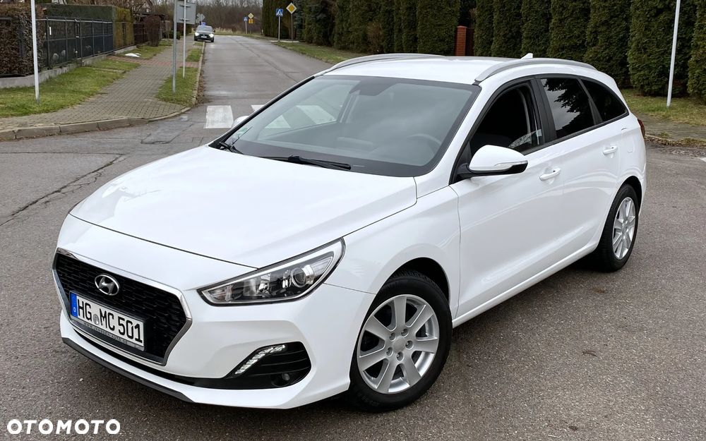 Hyundai i30 1.4 Passion - 2