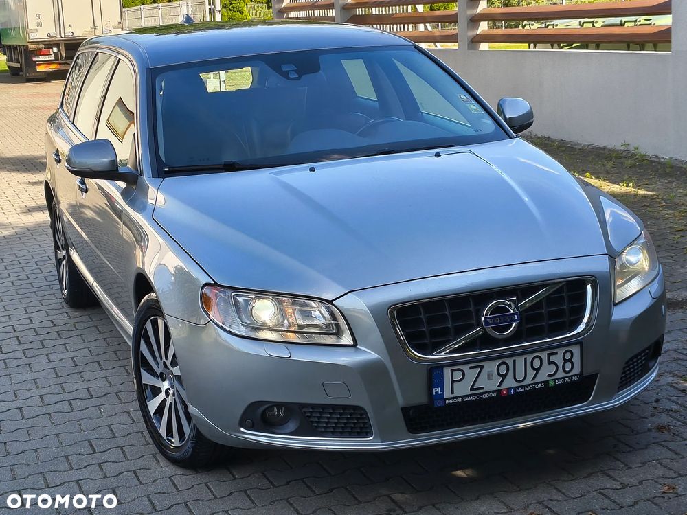 Volvo V70 D4 Momentum - 5