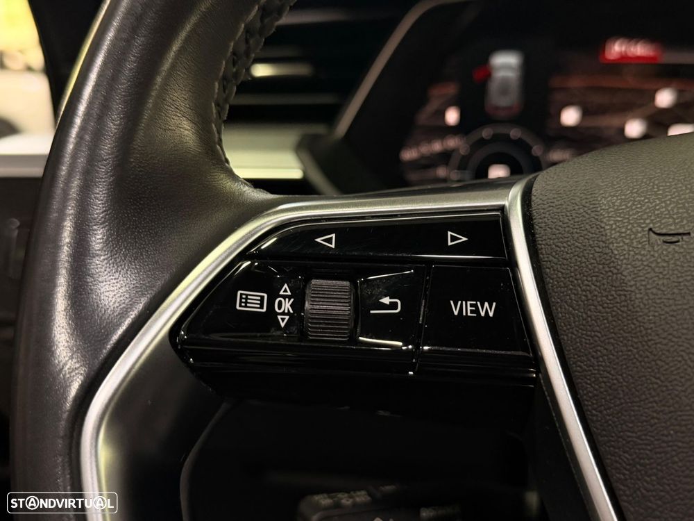 Audi e-tron 50 quattro S line - 23