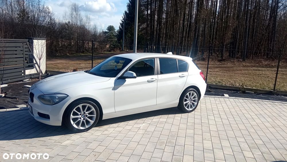 BMW Seria 1 114i - 3