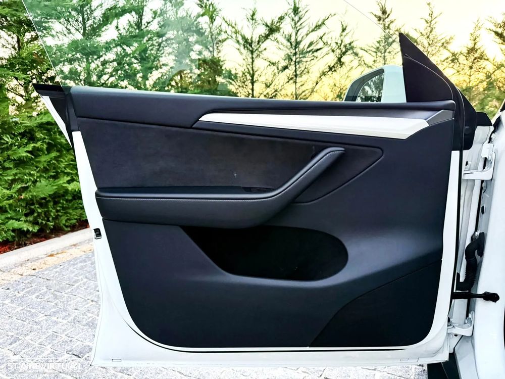 Tesla Model Y Performance Tração Integral - 9