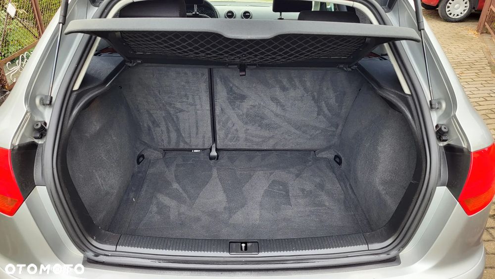 Audi A3 Sportback 1.6 Ambition - 8