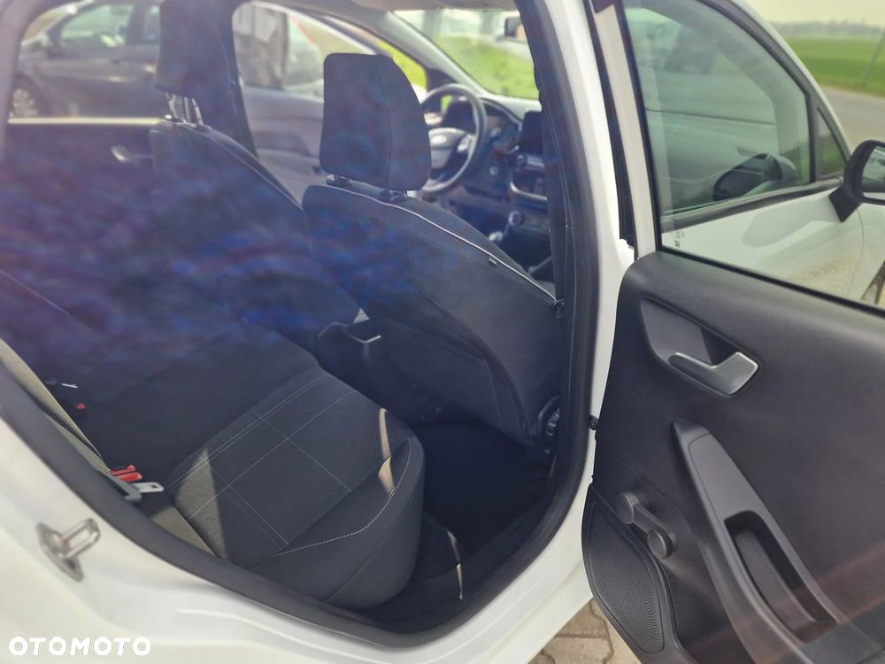 Ford Fiesta 1.0 EcoBoost S&S TREND - 23