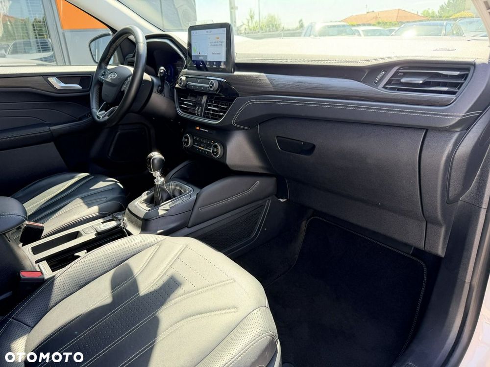 Ford Kuga 2.0 TDCi 4x2 Vignale - 17