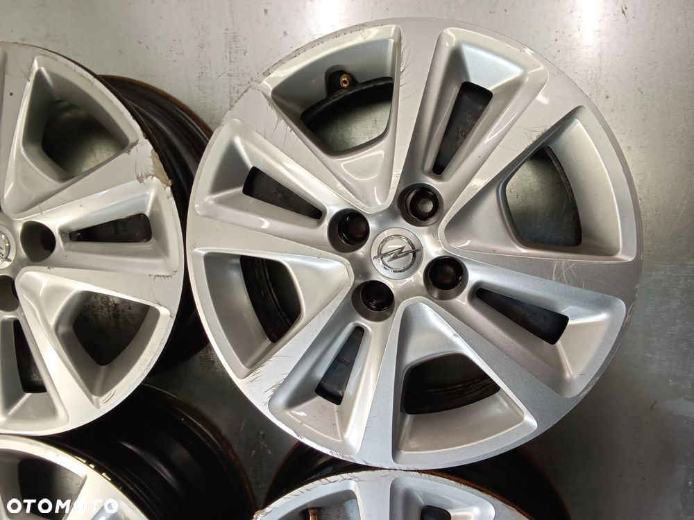 Felgi strukturalne Opel Adam Corsa D E Karl 6Jx15 et39 4x100 - 2