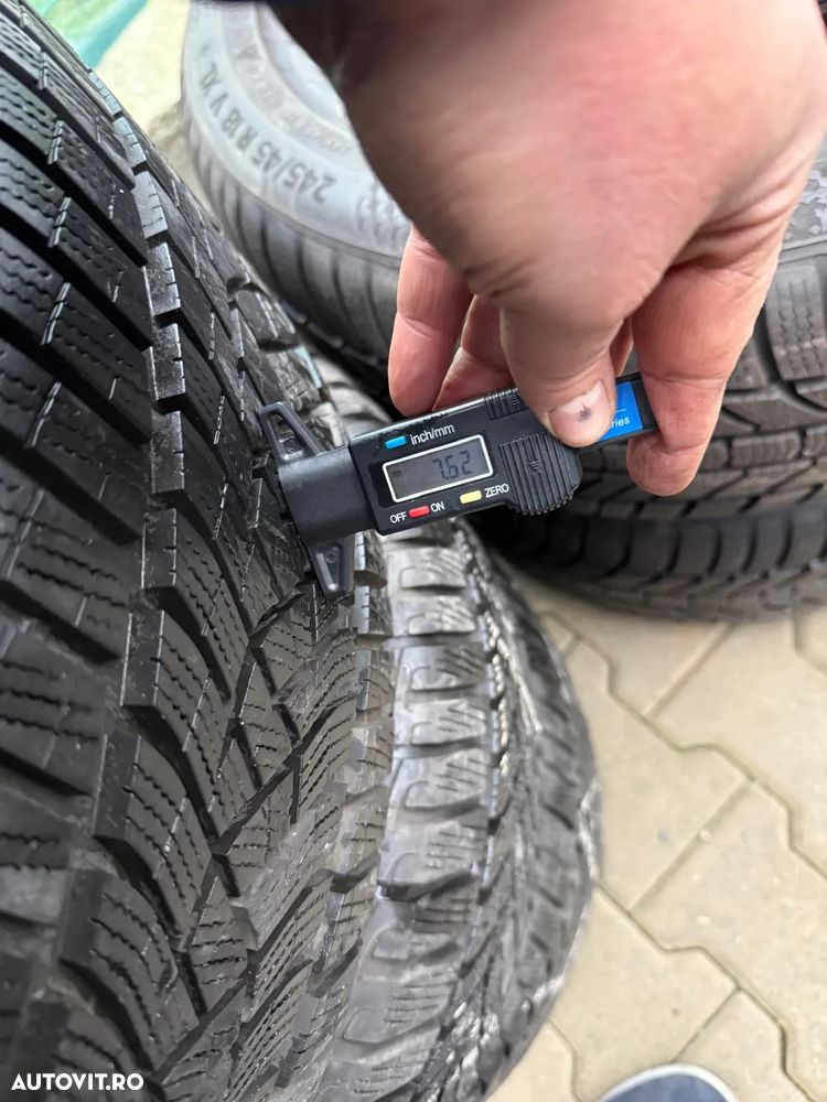 245 40 r18 iarna Goodyear - 4