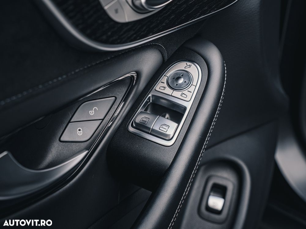 Mercedes-Benz C 63 AMG Coupe Aut. - 35