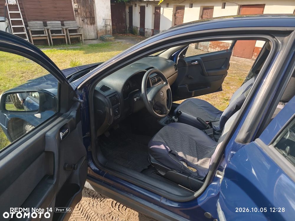 Opel Astra - 8