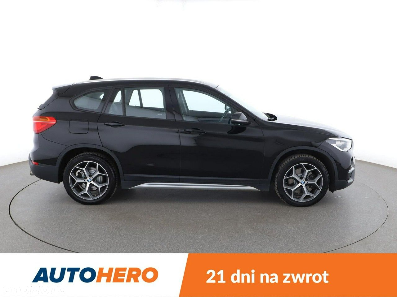 BMW X1 xDrive20d xLine - 9