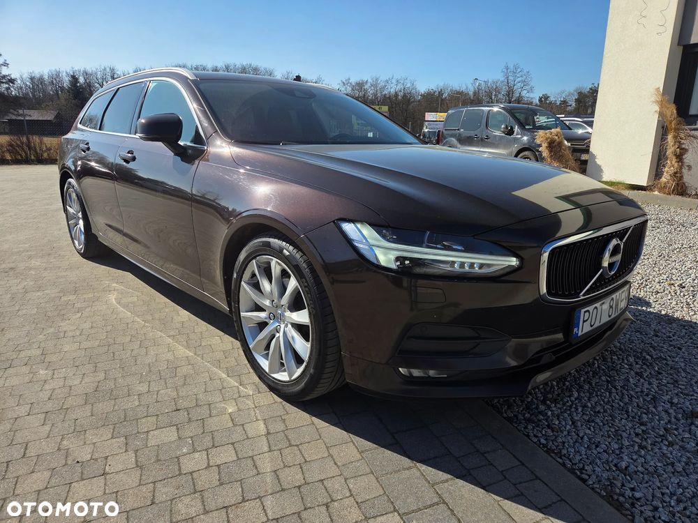 Volvo V90 D4 Momentum Pro - 2