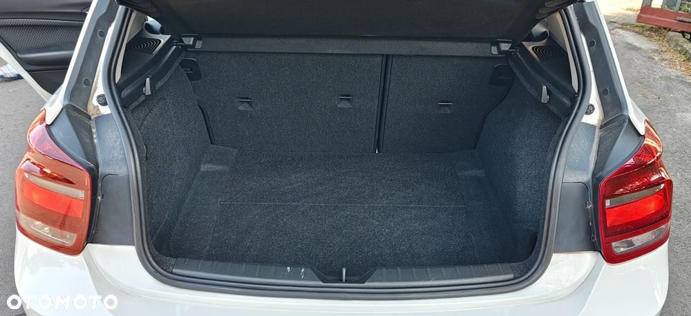 BMW Seria 1 116i - 13