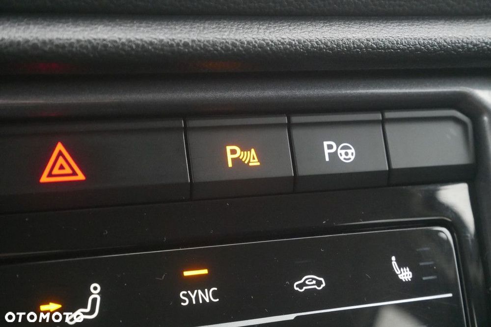 Volkswagen T-Roc 1.5 TSI Style DSG - 18