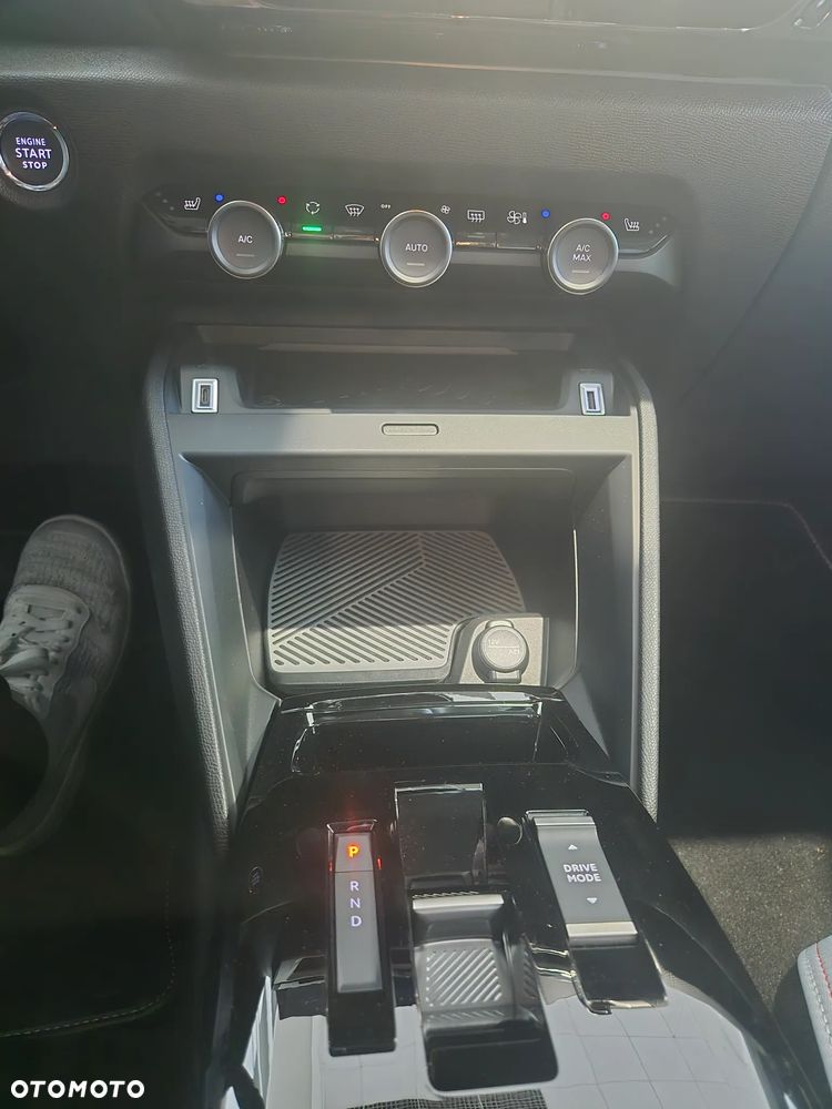 Citroën C4X 1.2 mHEV Max eDCT6 - 19