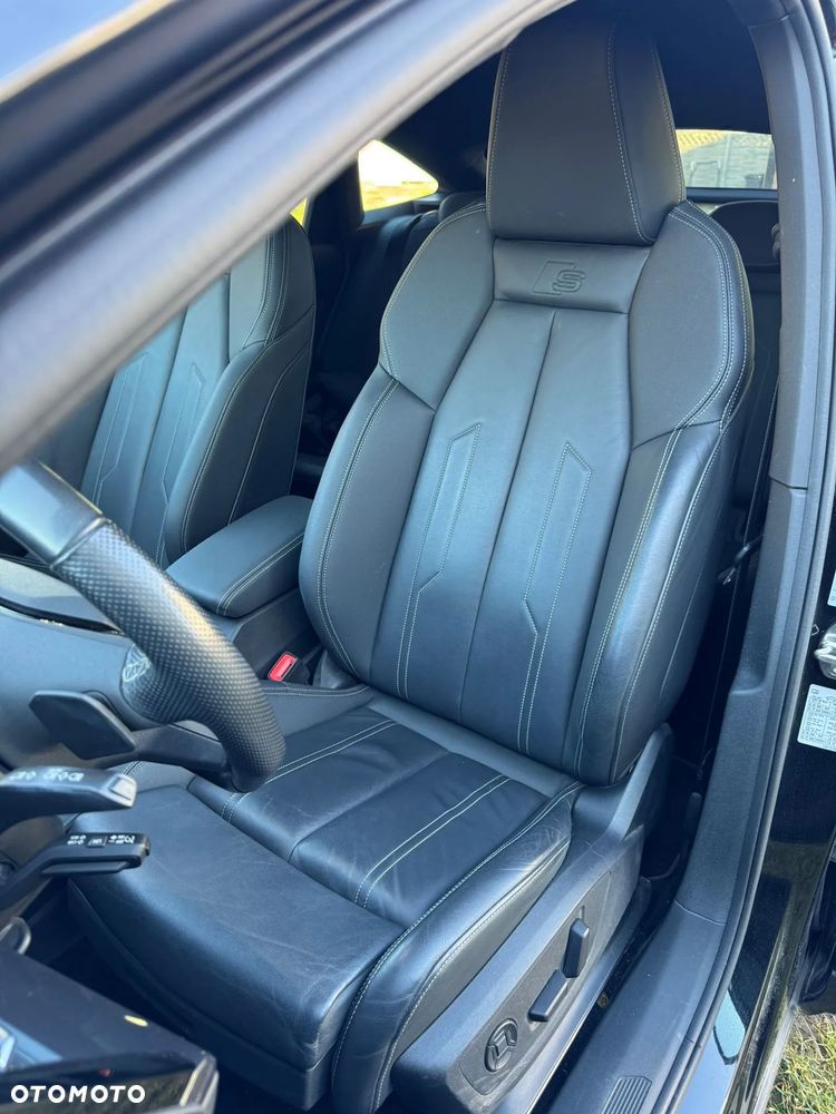 Audi Q4 Sportback e-tron - 11