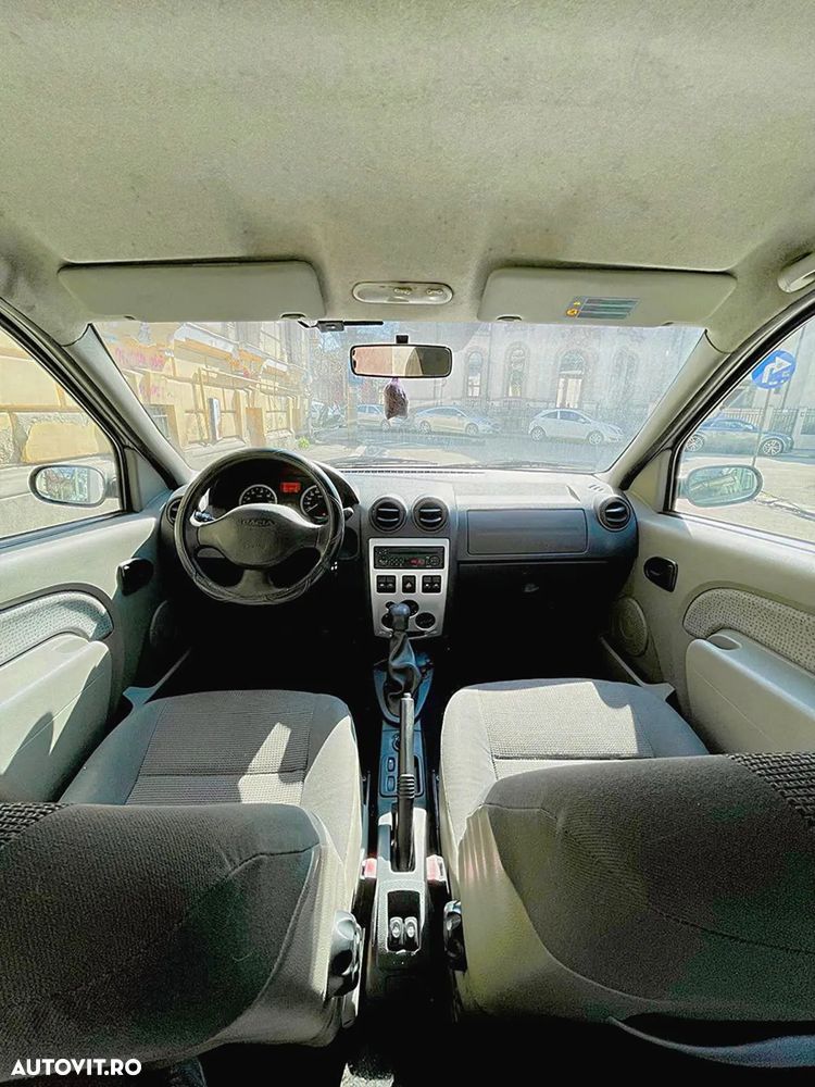 Dacia Logan - 11