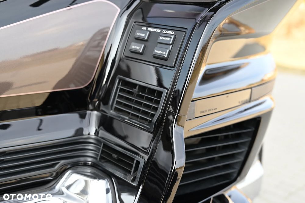 Honda GL - 19