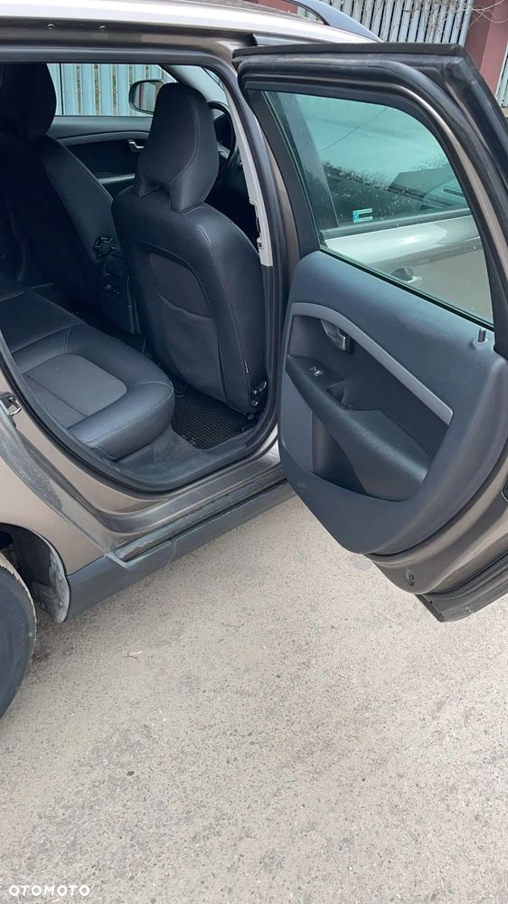 Volvo V70 - 8