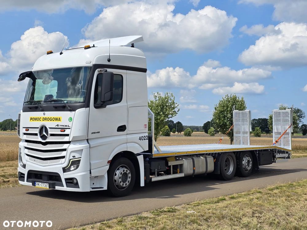 Mercedes-Benz Actros - 1