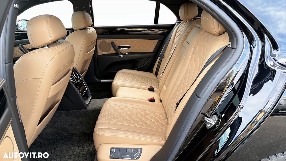 Bentley Flying Spur - 12