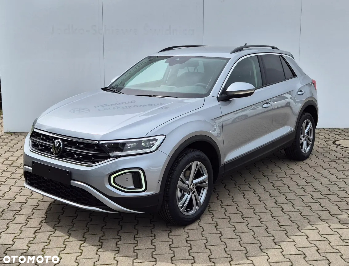 Volkswagen T-Roc 1.5 TSI Life Plus DSG - 2