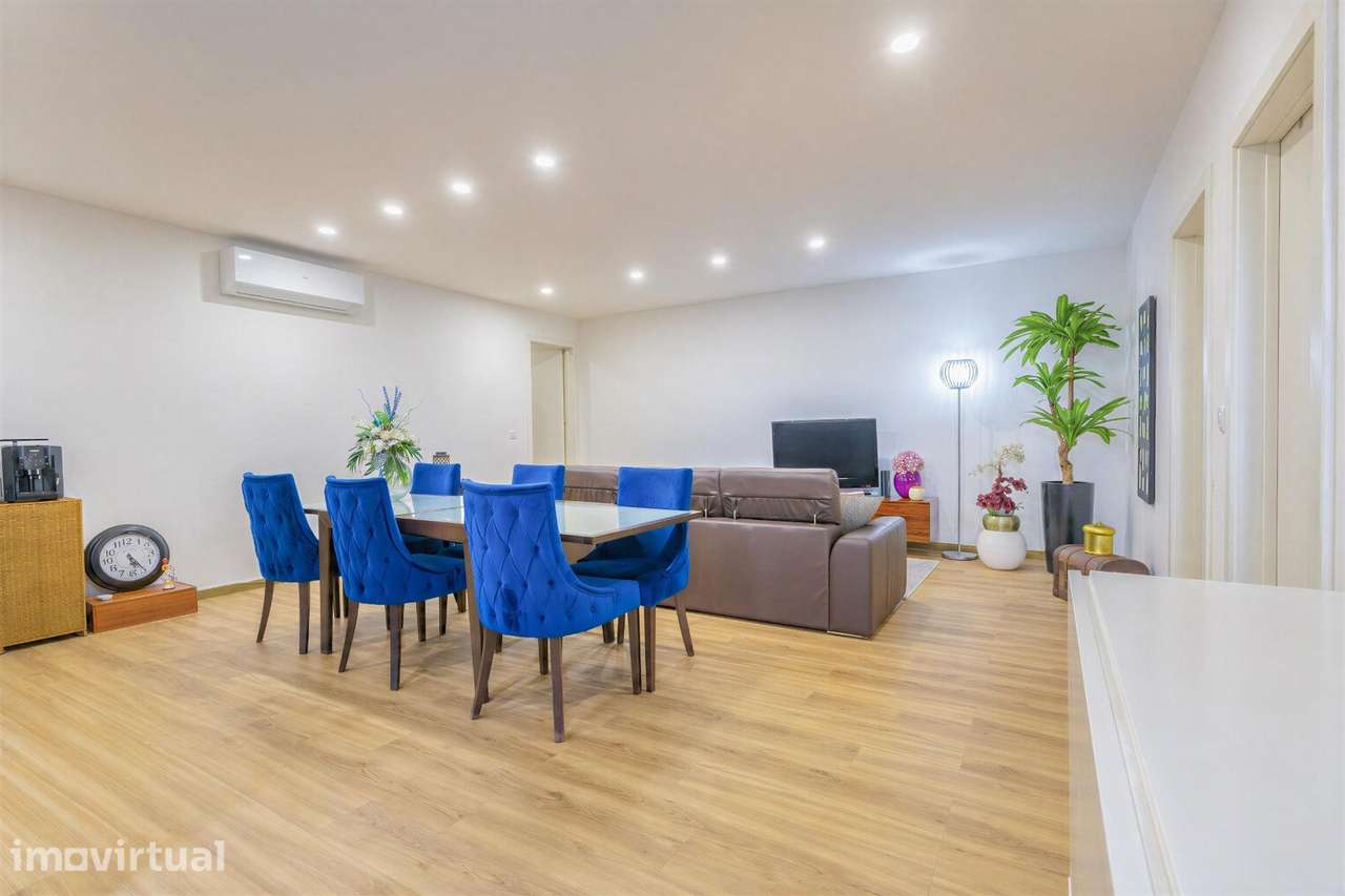 Moradia T2 renovada com Terraço, Jardim e Armazém - Centro de Baltar - Grande imagem: 4/40