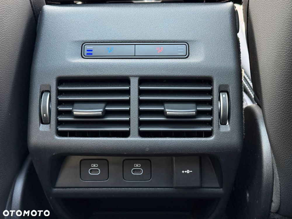 Land Rover Discovery Sport 2.0 D200 mHEV Dynamic SE - 19