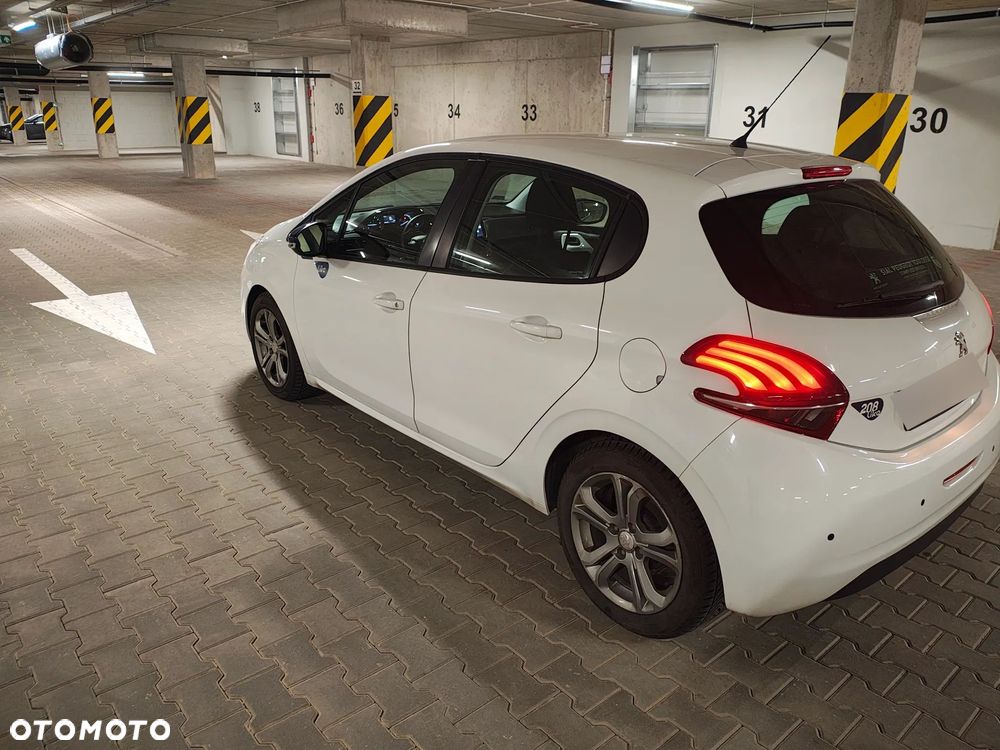 Peugeot 208 PureTech 68 Like - 3