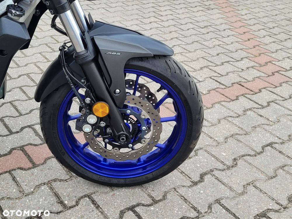 Yamaha MT - 17
