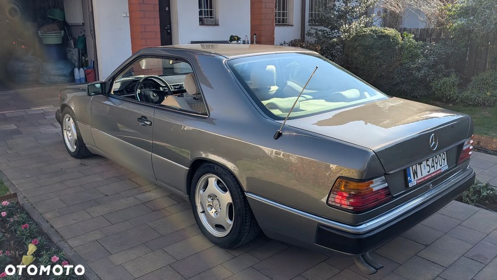 Mercedes-Benz W124 (1984-1993) - 4