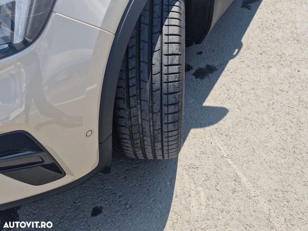 Volvo XC 40 Recharge Single Motor Extended Range RWD Plus - 16