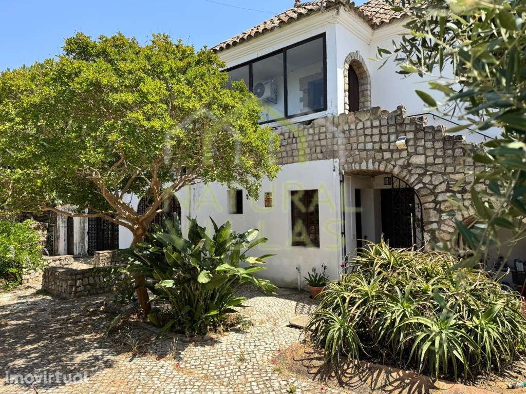 Moradia Isolada T4 com Terreno em Patacão, Faro - Grande imagem: 2/19